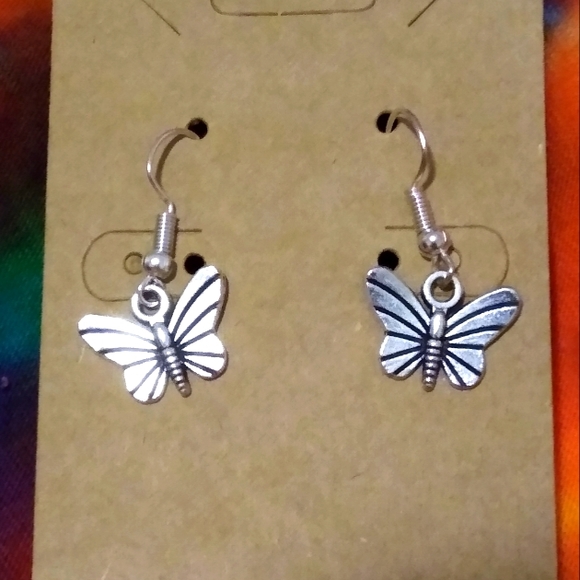 Simple Handcrafted Butterfly 🦋 Charm Hook Earrings - Picture 2 of 2